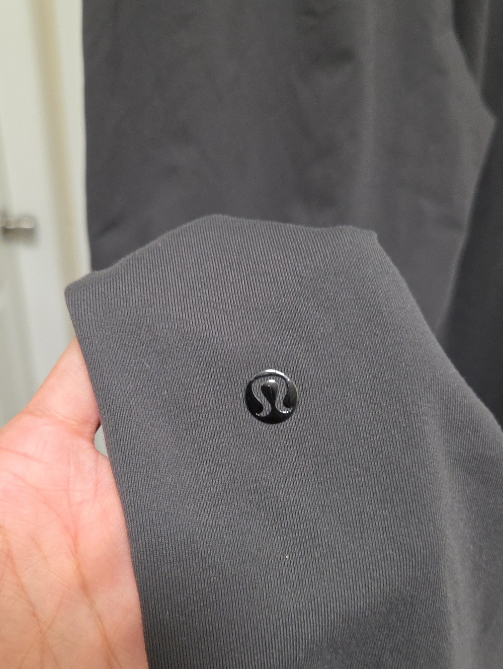 lululemon Athletica Charcoal Gray Pull-On Tapered Straight Leg Pants Stretch - Picture 5 of 8
